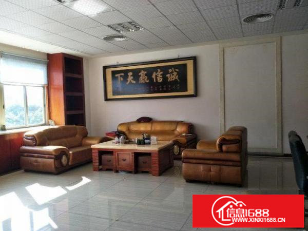 龙岗坪地700平一楼带装修空地大