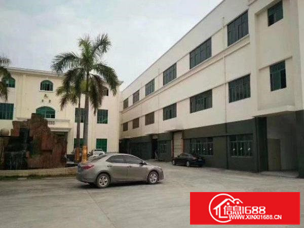 布吉中兴路原房东2楼带装修960平方可分租