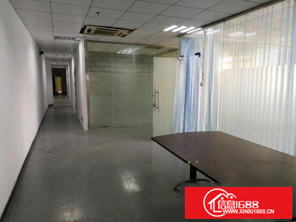 坂田风门路禾坪岗工业区厂房500平米