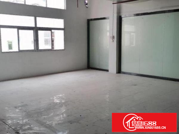 松岗地铁口附近180平方厂房出租