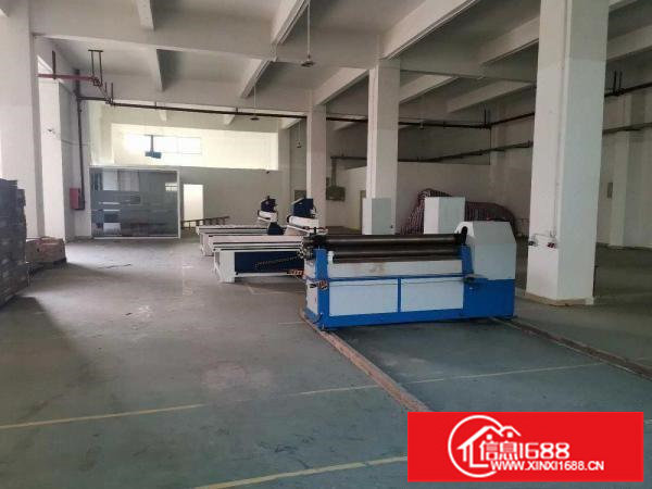 横岗标准厂房一楼500平出租，水电齐全带装修