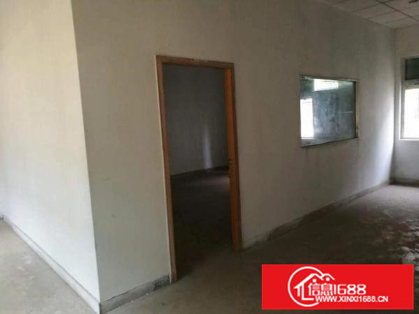 平湖大望工业区新出2楼1200平方厂房急租