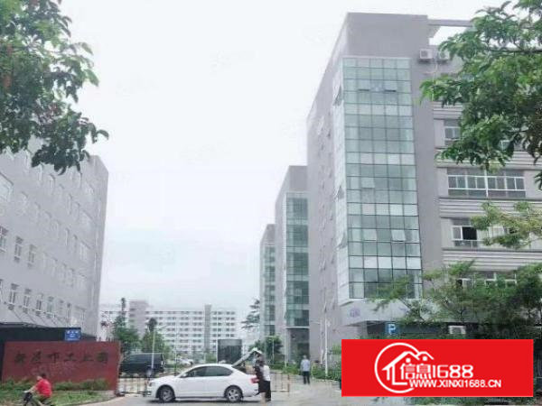 石岩镇科技园区，原房东楼上2600平方红本厂房出租