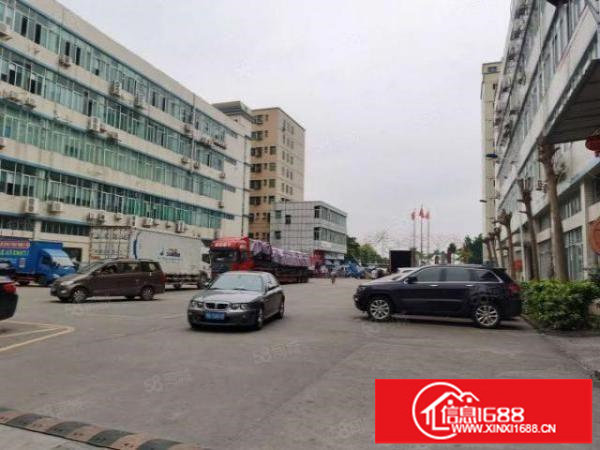 龙华龙大高速路龙华大道新出原房东厂房空地大，物流快递客户福音