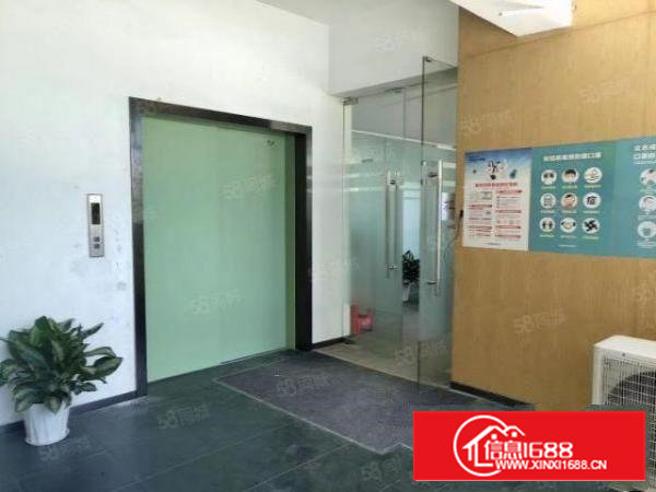 石岩楼上500精装修无转让费厂房出租