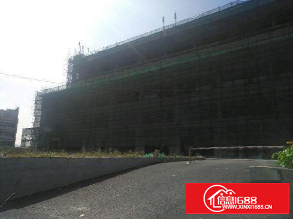 坂田杨美地铁口附近厂房27000平米