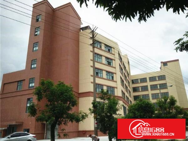 龙岗独院厂房3500平形象好，空地大，带宿舍