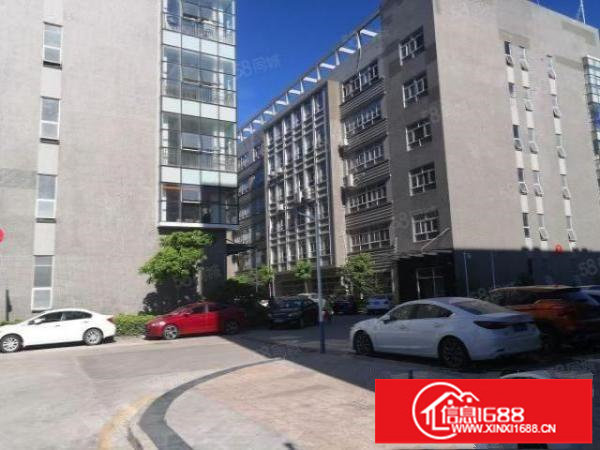 精装修坂田凉帽地铁站边红本电商产业园直租1860平方，200平起分