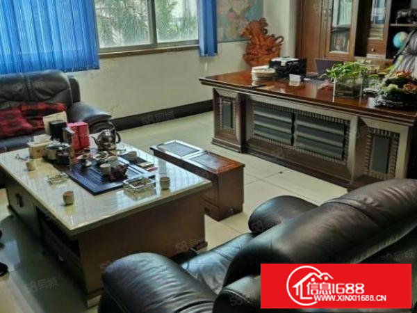 龙华大浪商业中心附近楼上2000平精装无尘厂房出租