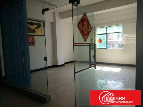 常平镇金美村标准厂房分租二楼1000平米