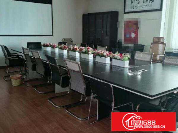 400平方无尘车间，办公室、会议室齐全