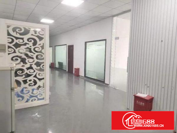 宝安区石岩外环路龙大高速口原房东精装修700平无转让费厂房