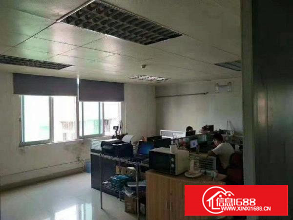 特价处理！长安镇厦岗楼上900平方带有装修水电齐全有五金环评