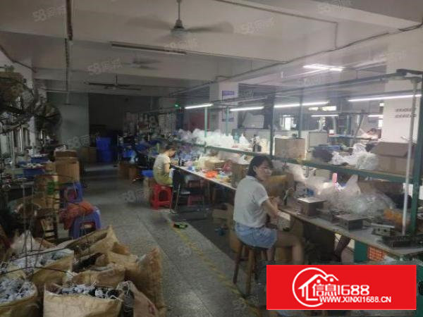 西乡，固戍，海滨新村整层带装修600平，有现成办公室。