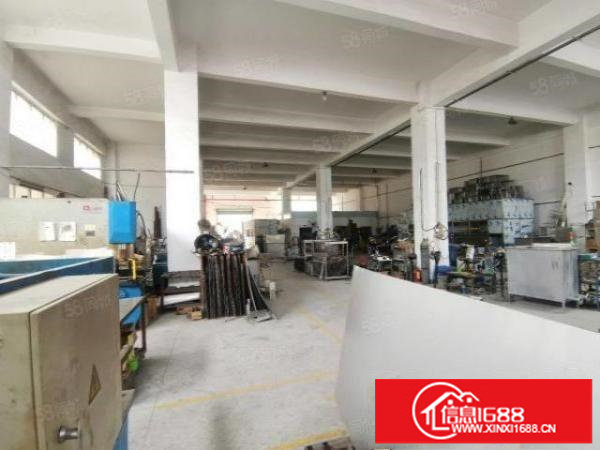 松岗地铁口附近新出一楼厂房1000平，带装修，面积实在