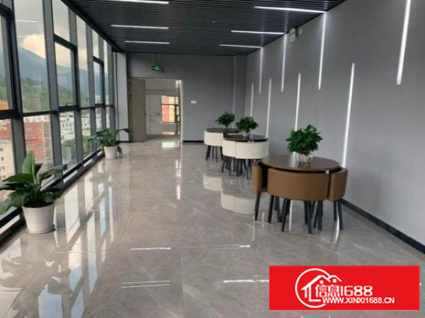 六约现成装修珠宝厂房700平米招租，拎包入驻