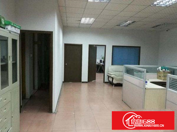 出租惠阳新墟原房东厂房3楼1600平方，有电梯