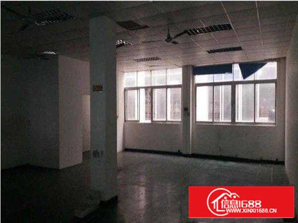 出租龙岗区山子下路二楼整层600平米标准厂房。