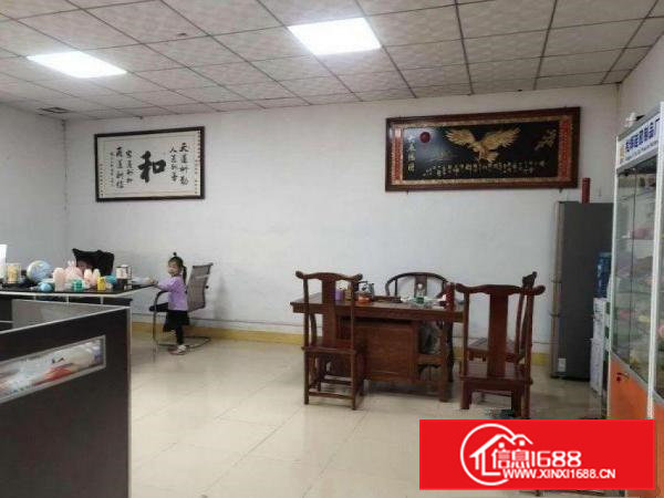 上坑分租三楼电子厂730平方合同期长好招工