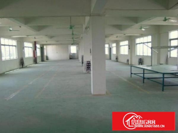 万江厂房1层实际面积1200平米，宿舍600平米