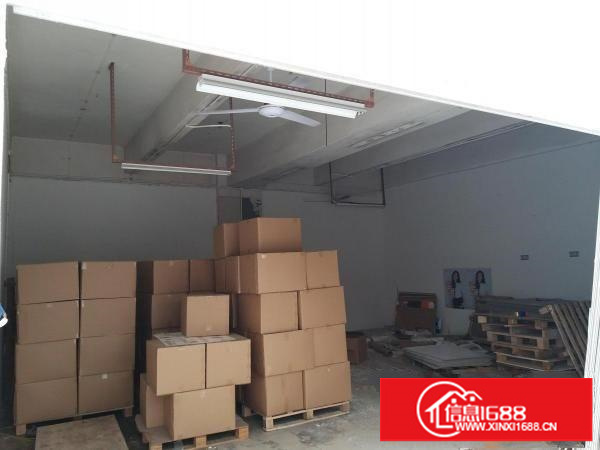 平湖广场附近小面积仓库出租，面积100平方，