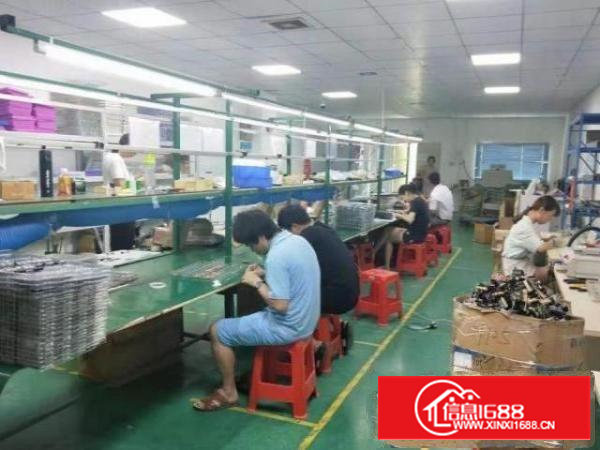 石岩楼上小面积厂房260平方便宜出租，停车位充足