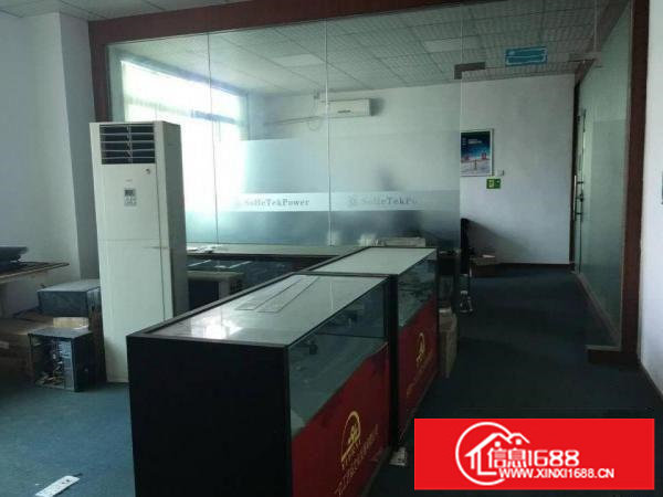 平湖街道山厦独院楼上1500平带装修厂房可分租