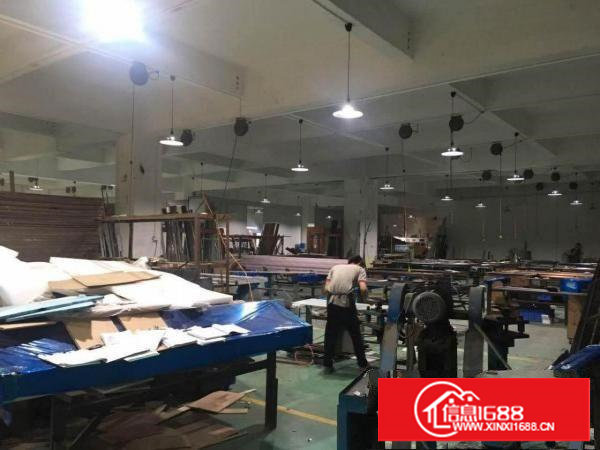 塘厦莲湖1000平方标准一楼厂房，现成装修，重工业适用