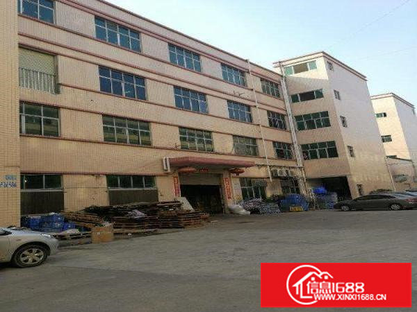 平湖华南城富民工业区三楼全新装修厂房680平出租