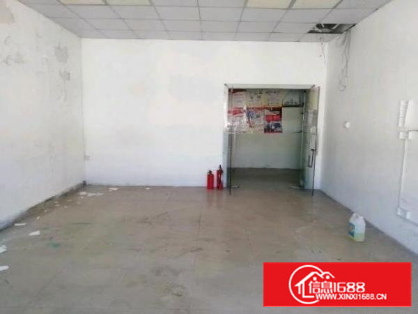 西乡，固戍大门附近，楼上整层带简装工业厂房970平