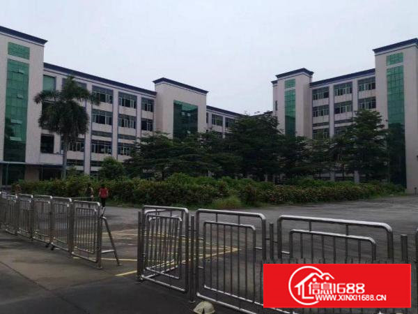 石鼓工业区空出1200平楼上带办公室装修厂房出租