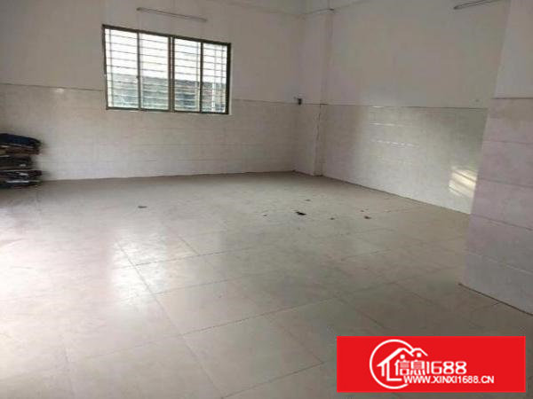 ?沙角农批市场周边，90平方铺位，有免费停车场，无需担心停车