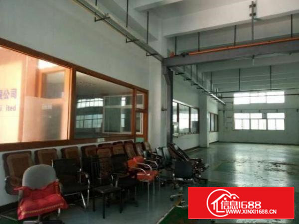 沙井新桥芙蓉一楼2400平米可分1200装修行车厂房出租