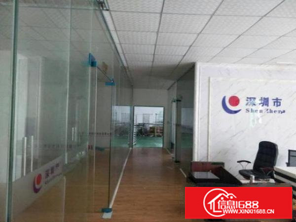 龙华油松天虹新出楼上850平厂房带精装修出租