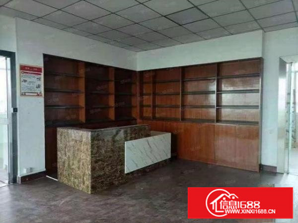 塘厦石马社区精装楼上900平厂房出租天花吊顶