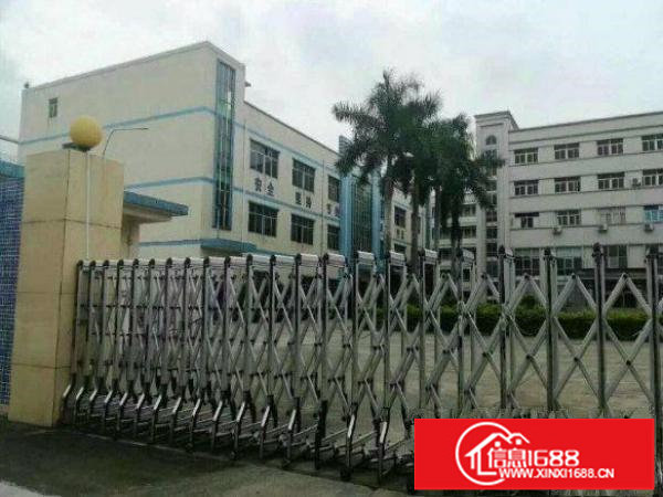 平湖新南独院2楼1100平厂房出租，全新地坪漆