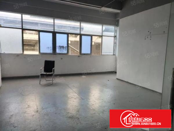 宝安石岩塘头新出楼上精装修1680平方厂房出租，可分租