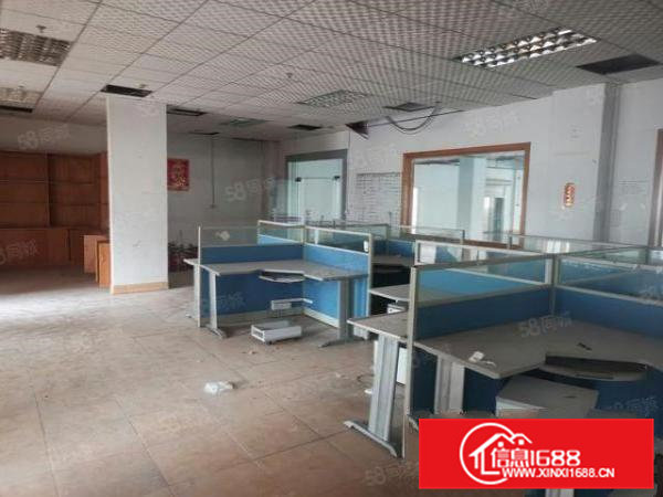 茶山镇临东部快线新出2楼整层2500平带地坪漆办公室装修