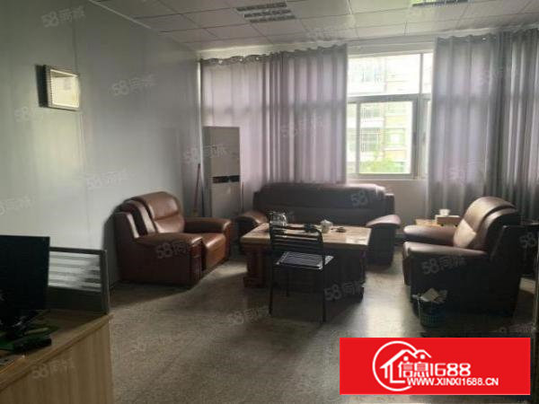 宝安石岩园区厂房出租，近高速路口，房东出租