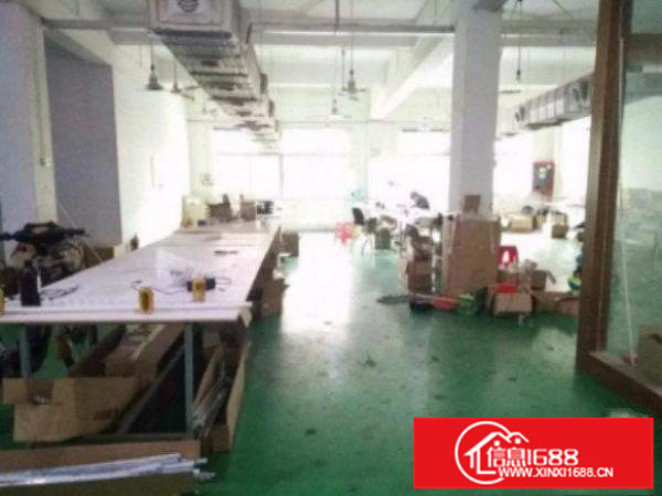龙岗区横岗镇标准厂房一楼950平出租有装修无需转让费