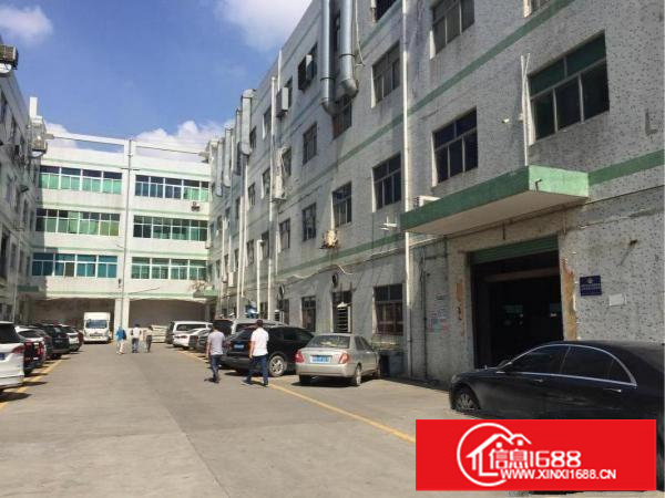 塘坑地铁站原房东1200平方带装修厂房出租，可分租