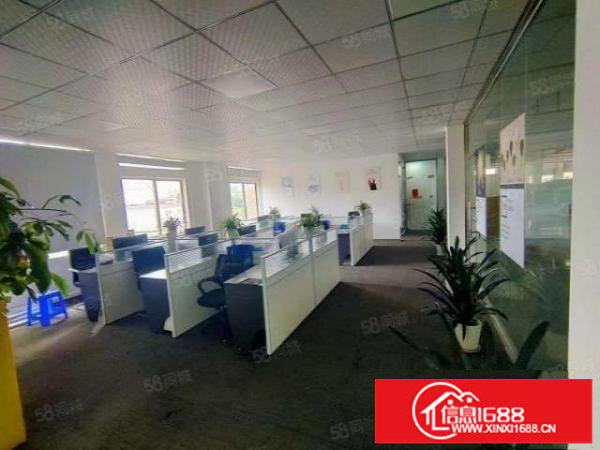 观澜牛湖地铁站附近工业园楼上2600平豪华装修300平起分