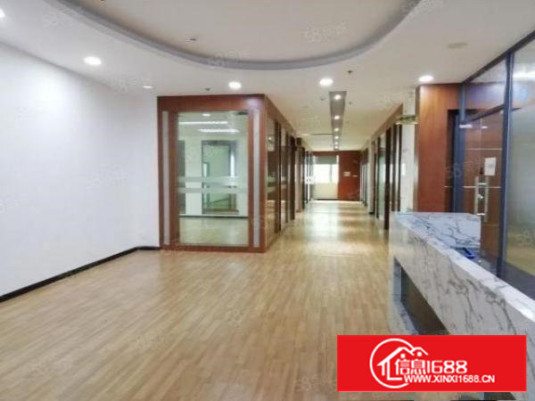 西乡，臣田楼上整层2600平，带精装修无尘车间出租，拎包生产