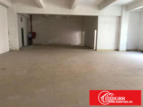 坪山大窝新出楼上带电梯厂房出租