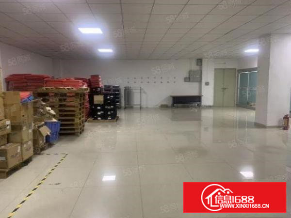 石岩汽车站新出原房东厂房560平，豪华装修无转让费