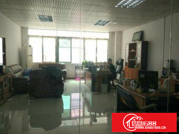 出租龙岗区坪地原房东楼上650平方带精装修厂房