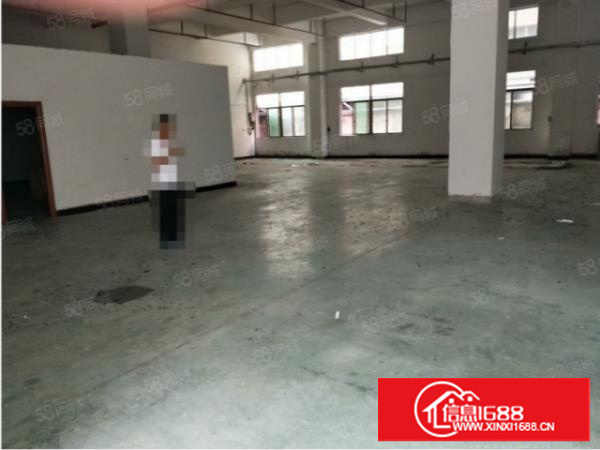 石排标准一楼580方出租，租20元，水电齐全，园区规划整洁