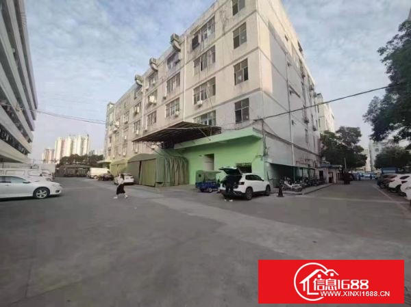 横岗六约地铁站附近新出一楼2600平方出租，可分租