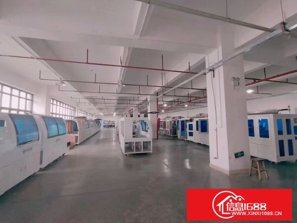 松岗地铁站附近紧靠宝安大道工业园分租楼上1800平方带装修