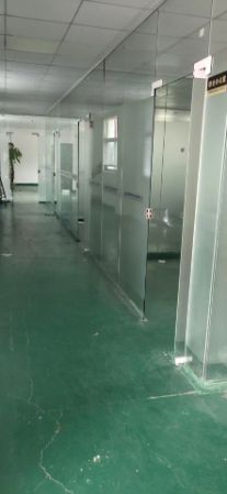 坪地中心村工业园新出一楼1300平方带行车出租